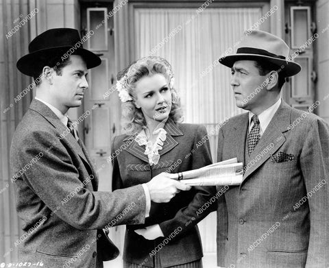 crp-04500 1944 Larry Parks, Lynn Merrick, Ray Walker film Stars on Parade crp-04500