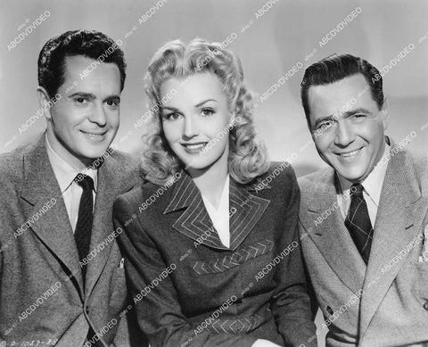 crp-04513 1944 Larry Parks, Lynn Merrick, Ray Walker film Stars on Parade crp-04513