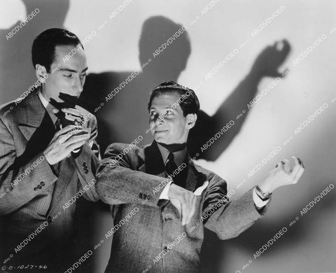 crp-04517 1944 musical novelty specialty act The Two Chords film Stars on Parade crp-04517