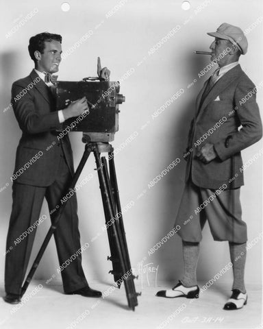 crp-04595 1928 Nick Stuart uses newsreel camera w Brandon Hurst silent film News Parade crp-04595