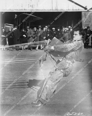 crp-04600 1928 Nick Stuart w parachute & newsreel camera silent film News Parade crp-04600
