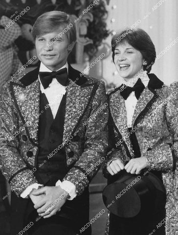 crp-04749 1977 Michael York, Cindy Williams TV Circus of the Stars crp-04749