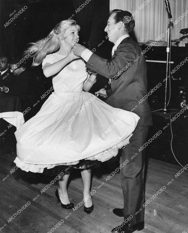 crp-04840 1959 Bobby Darin dancing w date Julie Toth at the Cloister Club crp-04840