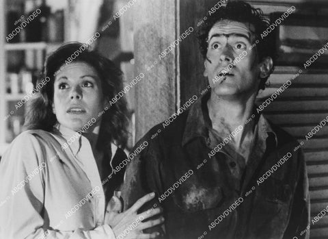 crp-04895 1987 Sarah Berry, Bruce Campbell horror film Evil Dead II crp-04895