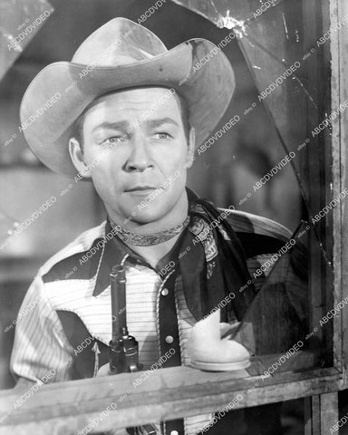 crp-04939 1940's Roy Rogers in shootout at broken window unknown film crp-04939