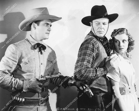crp-04951 1939 Charles Starrett, Dick Curtis, Iris Meredith film Two Fisted Rangers crp-04951