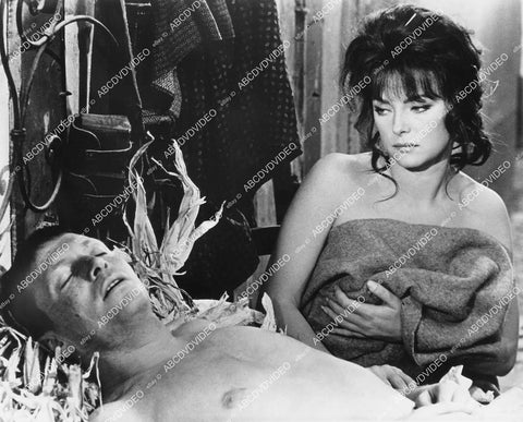 crp-04983 1967 Umberto Orsini, Virna Lisi film The Girl and the General crp-04983