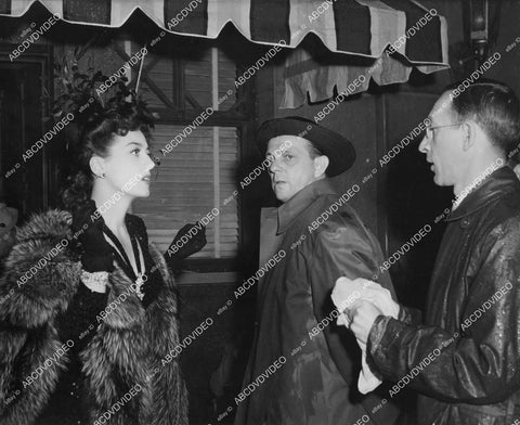 crp-05106 1942 Joan Crawford, Alexander Hall, Charles Lane on set film They All Kissed the Bride crp-05106