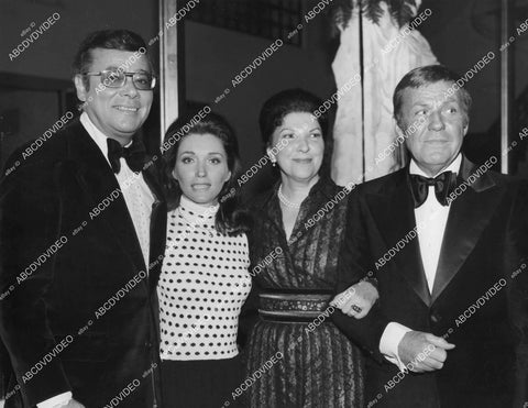 crp-05144 1961 Ross Hunter, Joanne Carson, Laura Mako, Jacques Mapes premiere Pleasure of His Company crp-05144
