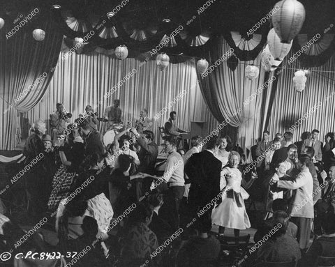 crp-05218 1958 Cathy O'Neill and cast at County Fair dance film Life Begins at 17 crp-05218