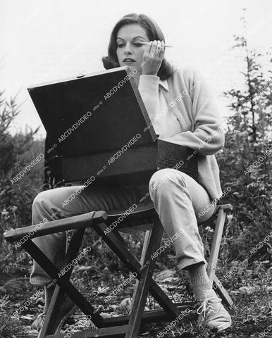 crp-05279 1961 candid Joyce Taylor putting on her makeup film Ring of Fire crp-05279
