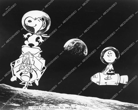 crp-05449 1969 Peanuts animated characters Snoopy TV A Boy Named Charlie Brown Goes to the Moon crp-05449