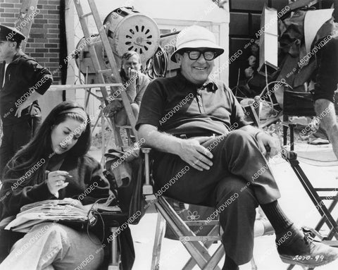 crp-05805 1974 director Mark Robson & script supervisor Vicki Weisbart on set film Earthquake crp-05805