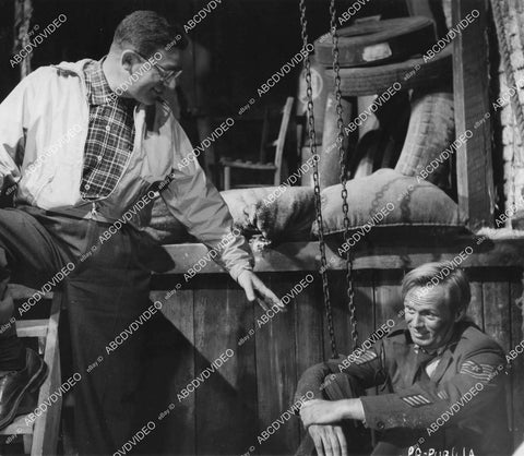 crp-05808 1954 director Mark Robson & Richard Widmark on set film Prize of Gold crp-05808