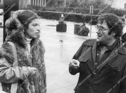 crp-05842 1980 Amy Irving w director Joel Oliansky on location film The Competition crp-05842