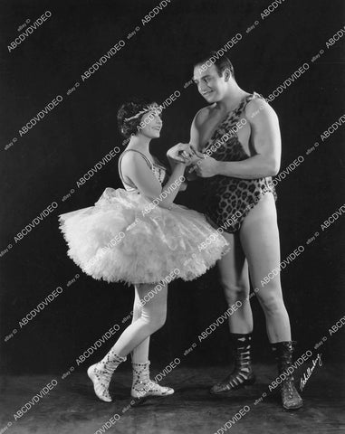 crp-05853 1925 trapeze cutie Louise Lorraine, strong man Joe Bonomo silent film Great Circus Mystery crp-05853