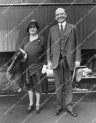 crp-05958 1940's trains husband and wife travel by railroad at train station crp-05958