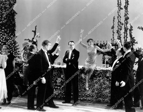 crp-06099 1929 Rod La Rocque, Billie Dove scene v silent film The Man and the Moment crp-06099