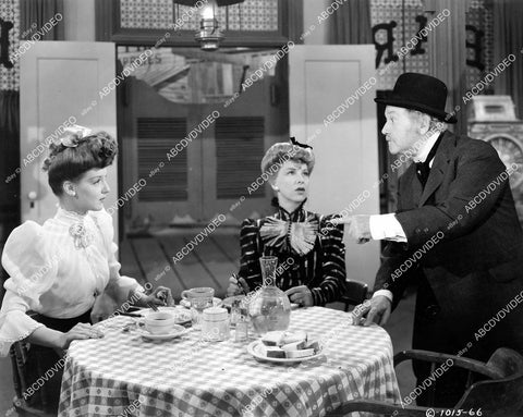 crp-06108 1943 Ann Savage, Glenda Farrell, George Cleveland film Klondike Kate crp-06108