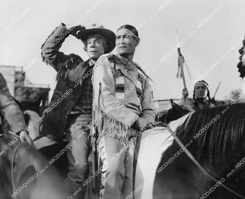 crp-06207 1942 Joe E Brown and Chief Thunder Cloud on horseback film Shut My Big Mouth crp-06207