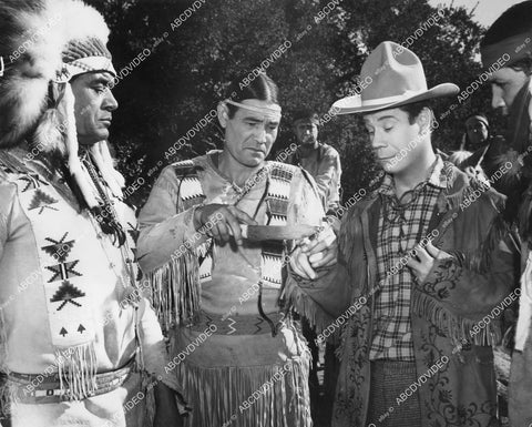 crp-06210 1942 Nobel Johnson, Joe E Brown, Chief Thunder Cloud b film Shut My Big Mouth crp-06210