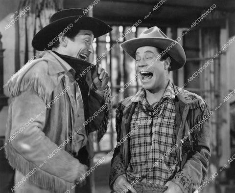 crp-06230 1942 Victor Jory and Joe E Brown share a good laugh film Shut My Big Mouth crp-06230