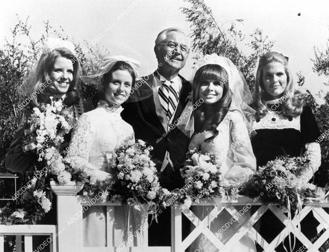 crp-06457 1972 Robert Young, Judy Strangis, Darleen Carr, Sharon Gless, Fawne Harriman TVM All My Darling Daughters crp-06457