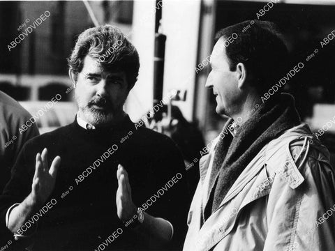 crp-06545 1991 George Lucas & Carl Schultz on set TV The Young Indiana Jones Chronicles crp-06545