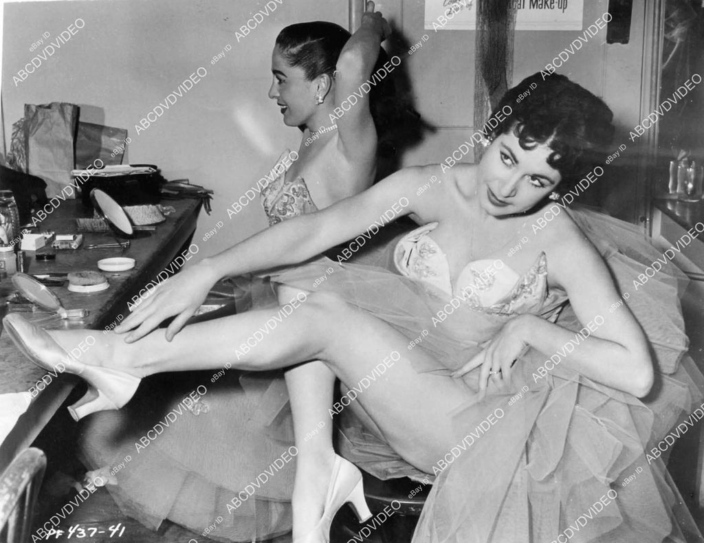 crp-06717 1955 Barbara Whiting in chorus girl dressing room film Paris  Follies of 1956 crp-06717