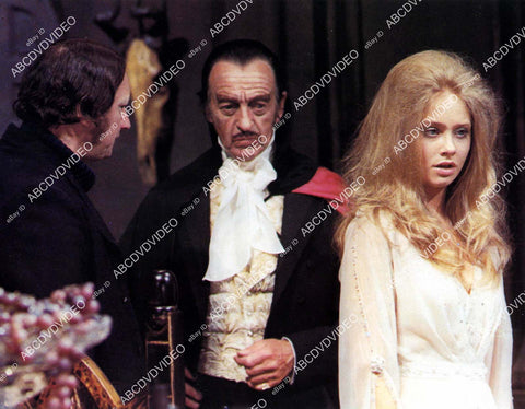 crp-06949 1975 Linda Hayden, David Niven film Old Dracula crp-06949