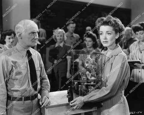crp-06982 1943 Frank Ferguson, Marsha Hunt w aviation directional range finder film Pilot # 5 crp-06982