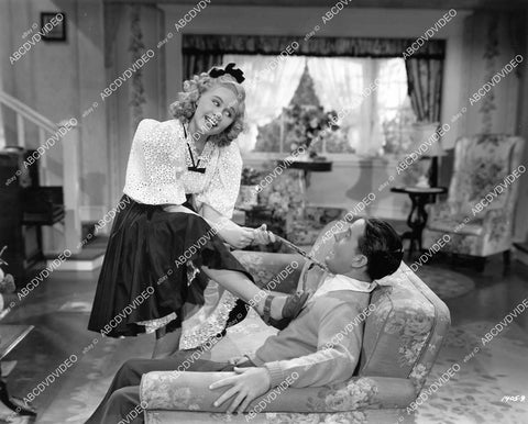 crp-07398 1943 Judy Clark, Bill Dunn film Night Club Girl crp-07398
