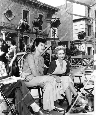 crp-07502 1942 candid Rosalind Russell, Janet Blair Columbia studios backlot film My Sister Eileen crp-07502