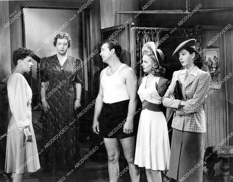crp-07520 1942 Jeff Donnell, Mina Phillips, Gordon Jones, Janet Blair, Rosalind Russell film My Sister Eileen crp-07520