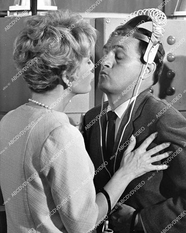 crp-07581 1965 Joanna Barnes, Bob Newhart TVM Simon Says Get Married Bob Hope Chrysler Theatre crp-07581