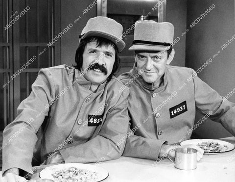 crp-07658 1976 Sonny Bono, Tony Randall as prison inmates TV The Sonny & Cher Show crp-07658