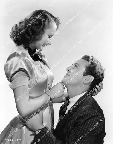 crp-07720 1938 Allan Jones, Lynne Carver film Everybody Sing Clarence Bull portrait crp-07720