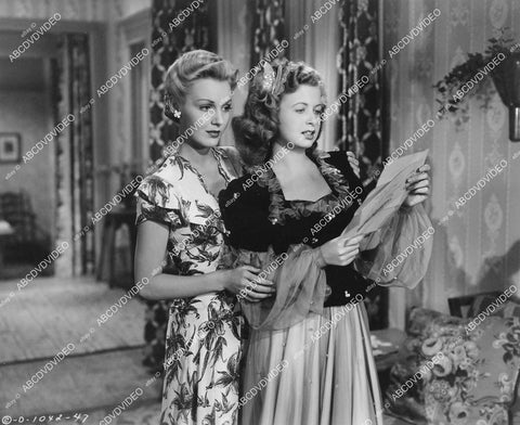 crp-00782 1944 Lynn Merrick, Louise Erickson film Meet Miss Bobby Socks crp-00782