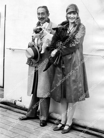 crp-07993 1928 news photo Adolphe Menjou and wife Kathryn Carver on cruise ship crp-07993