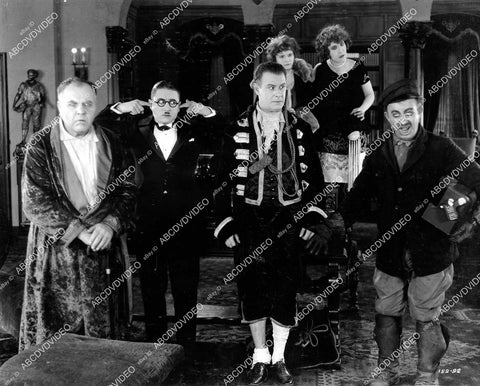 crp-08111 1924 Syd Chaplin, Chester Conklin, Louise Fazenda silent film The Galloping Fish crp-08111