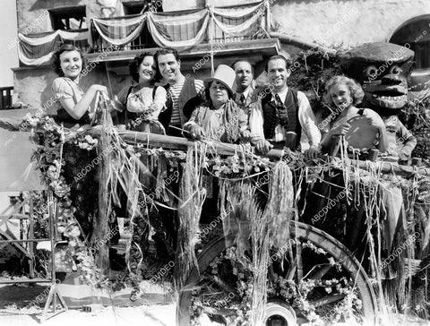 crp-08130 1935 Enrico Caruso Jr, Mona Maris, Carmen Rio & cast film El Cantante de Napoles Singer of Naples crp-08130