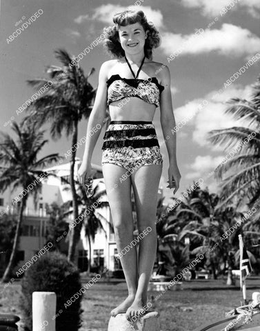 crp-08243 1947 cutie Betty Edwards models new bikini swimwear crp-08243