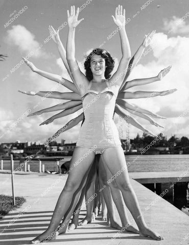 crp-08281 1953 Jacqueline Drake w girls in swimwear lineup San Juan Puerto Rico La Rada Caterpillar Club crp-08281