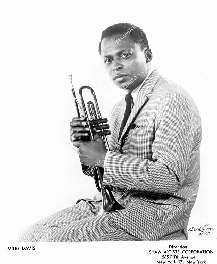 crp08374 1950's music jazz trumpet Miles Davis portrait crp08374