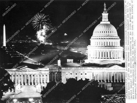 crp-08395 1961 4th of July night time Washington D.C. fireworks display crp-08395