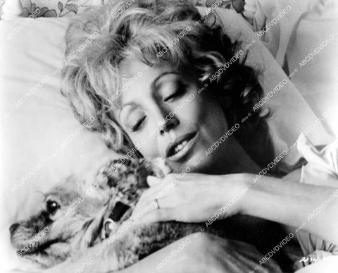 crp-08443 1975 Lorraine Gary and the dog film Jaws crp-08443
