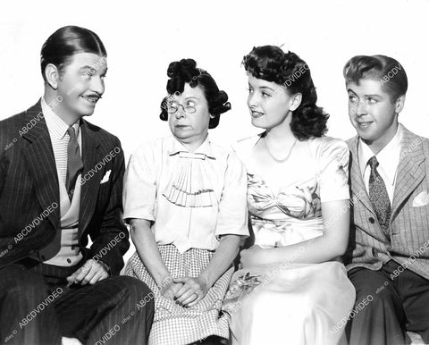 crp-08587 1941 Vinton Hayworth, Daphne Pollard, Kay Harris, William Tracy film Tillie the Toiler crp-08587