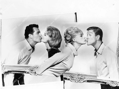 crp-08698 1965 James Garner, Dick Van Dyke, Elke Sommer, Angie Dickinson film The Art of Love crp-08698