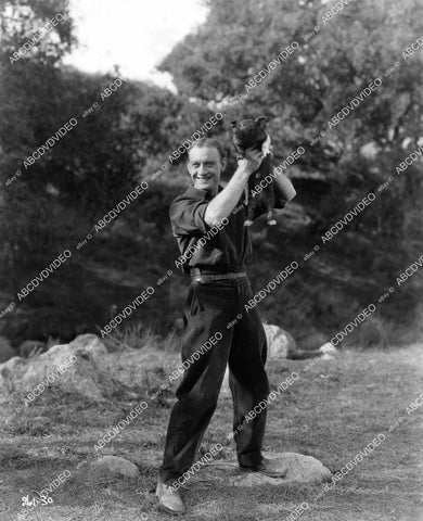 crp-08994 1927 Conrad Nagel w a baby pig silent film Heaven on Earth crp-08994