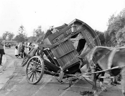 crp-09026 1927 Renee Adoree and gypsy caravan silent film Heaven on Earth crp-09026